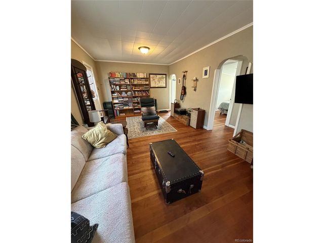 321 Jefferson St, Sterling, CO 80751