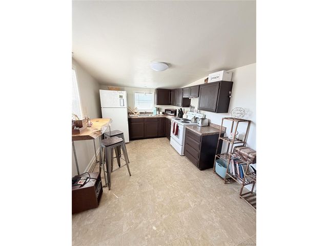 321 Jefferson St, Sterling, CO 80751