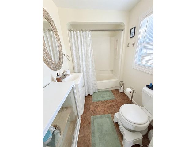 321 Jefferson St, Sterling, CO 80751