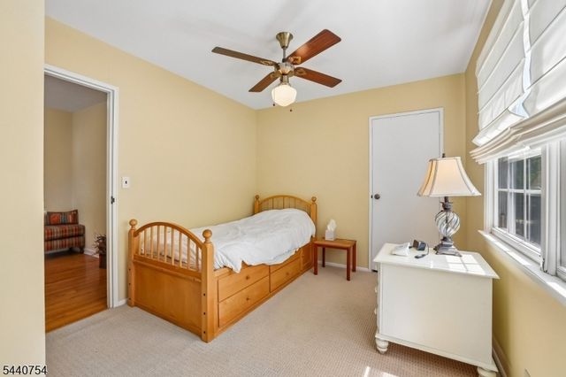 5 Dogwood Ct, East Brunswick Twp., NJ 08816
