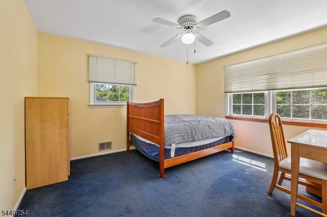 5 Dogwood Ct, East Brunswick Twp., NJ 08816