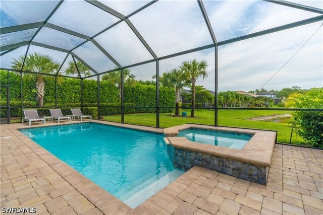 6727 Pennyroyal DR, Naples, FL 34114