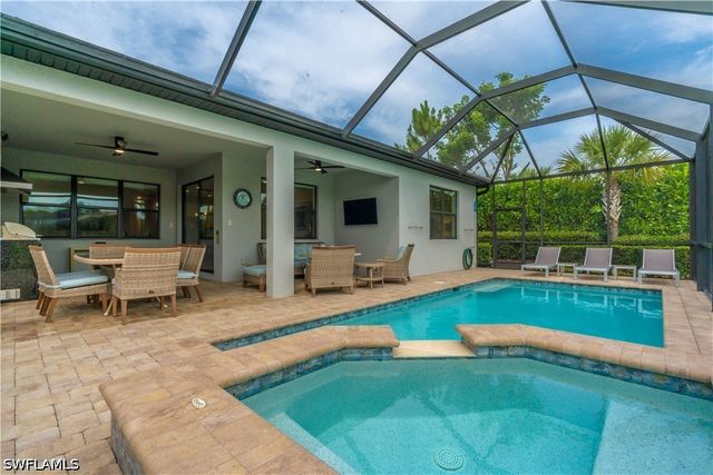 6727 Pennyroyal DR, Naples, FL 34114