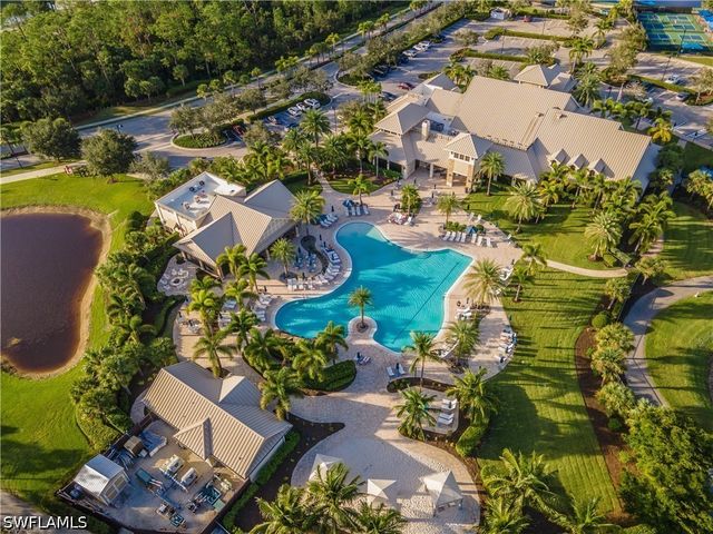 6727 Pennyroyal DR, Naples, FL 34114