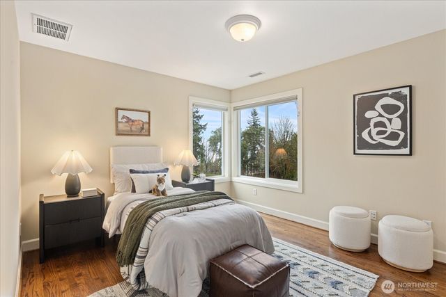 2211 204th Place NE, Sammamish, WA 98074