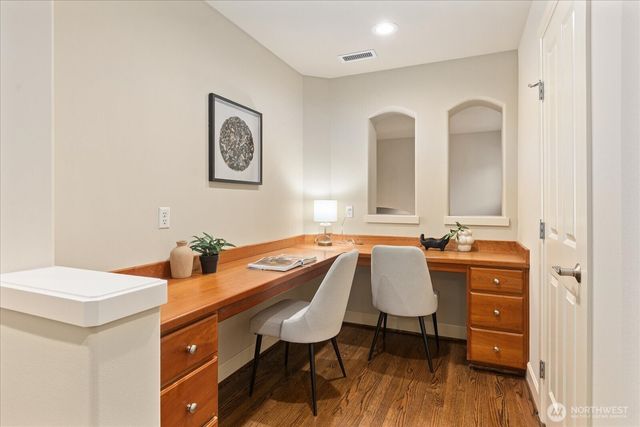 2211 204th Place NE, Sammamish, WA 98074