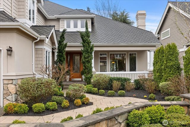 2211 204th Place NE, Sammamish, WA 98074