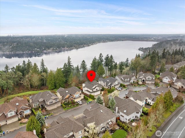 2211 204th Place NE, Sammamish, WA 98074