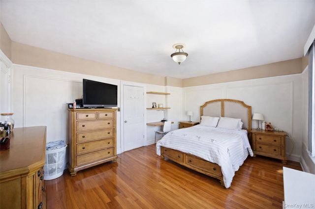 14740 33rd Avenue, Flushing, NY 11354