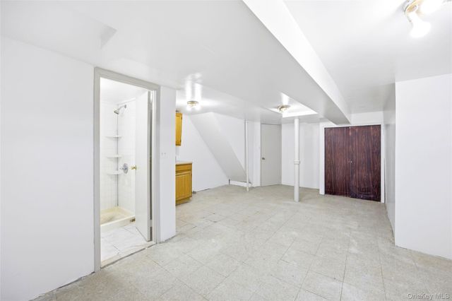 14740 33rd Avenue, Flushing, NY 11354