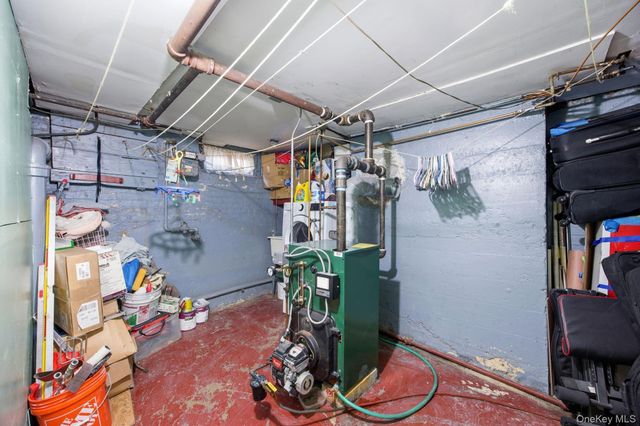 14740 33rd Avenue, Flushing, NY 11354