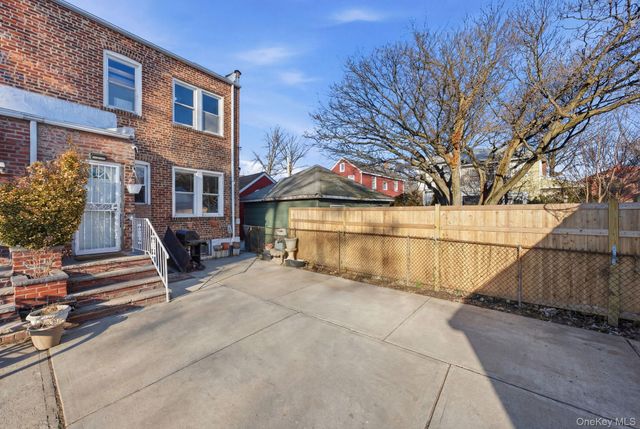 14740 33rd Avenue, Flushing, NY 11354