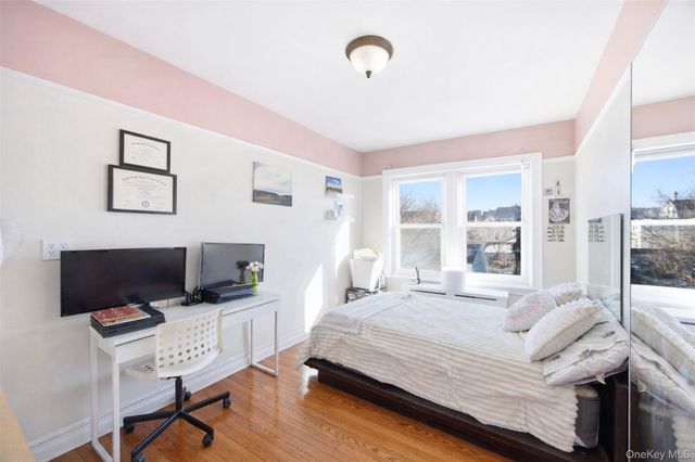 14740 33rd Avenue, Flushing, NY 11354