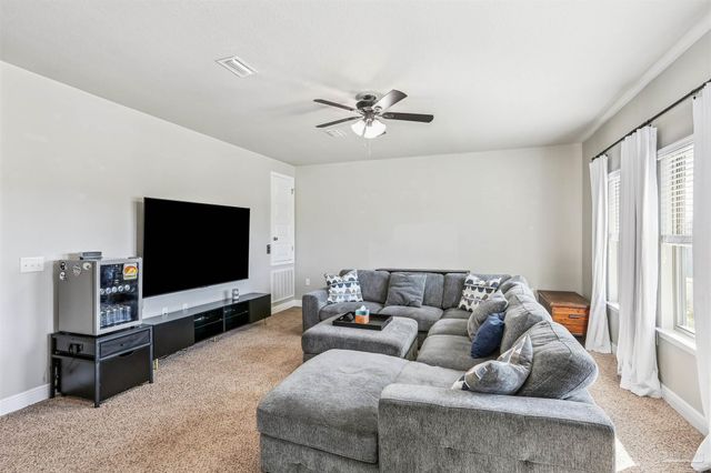 3674 Hawks Landing Cir, Pace, FL 32571