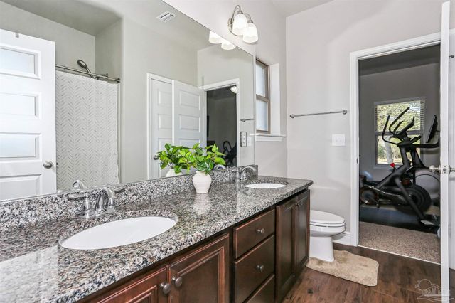 3674 Hawks Landing Cir, Pace, FL 32571