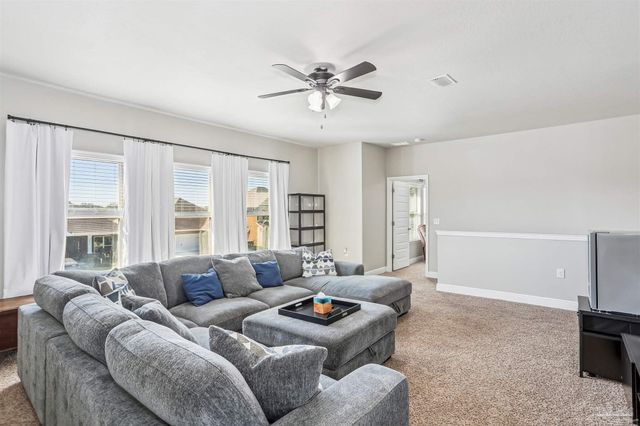 3674 Hawks Landing Cir, Pace, FL 32571