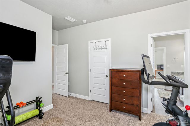 3674 Hawks Landing Cir, Pace, FL 32571