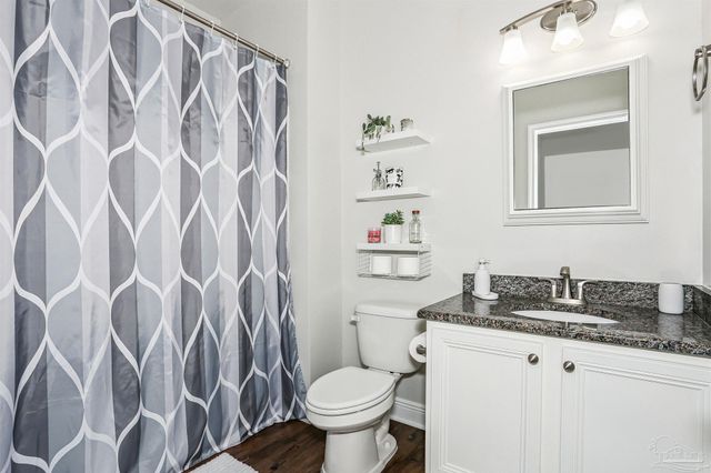 3674 Hawks Landing Cir, Pace, FL 32571