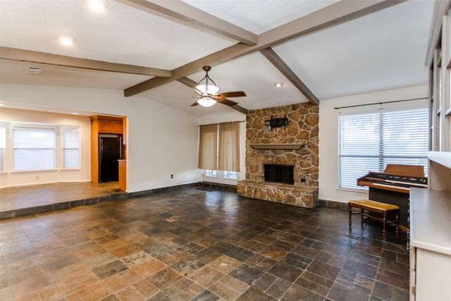 5602 Kingstree Court, Arlington, TX 76017