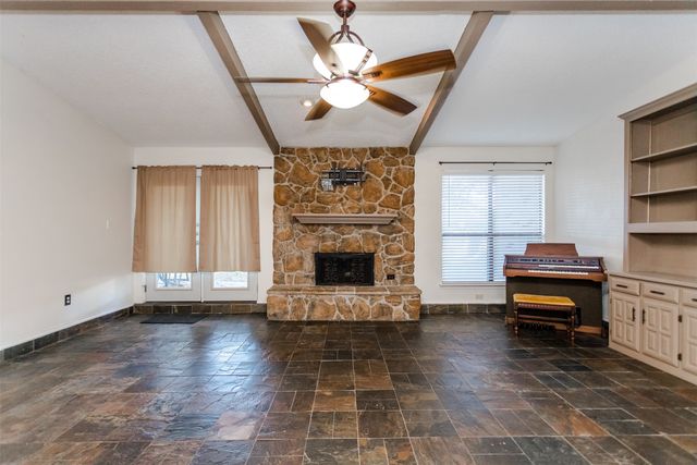 5602 Kingstree Court, Arlington, TX 76017