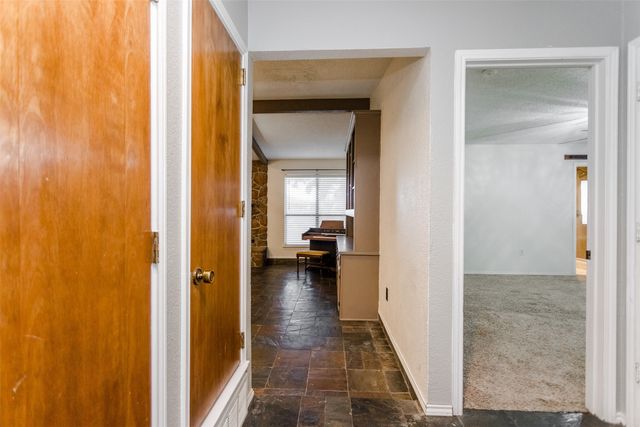 5602 Kingstree Court, Arlington, TX 76017