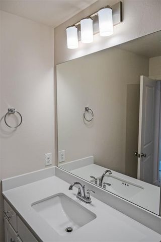 457 Vista Drive, Yukon, OK 73099