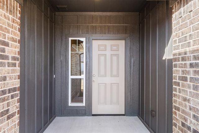 457 Vista Drive, Yukon, OK 73099