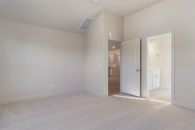 457 Vista Drive, Yukon, OK 73099