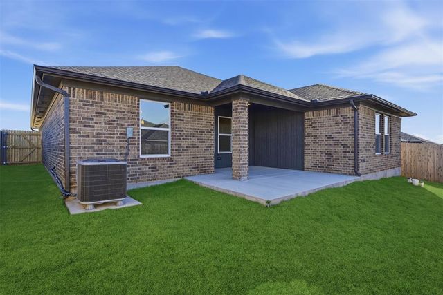 457 Vista Drive, Yukon, OK 73099