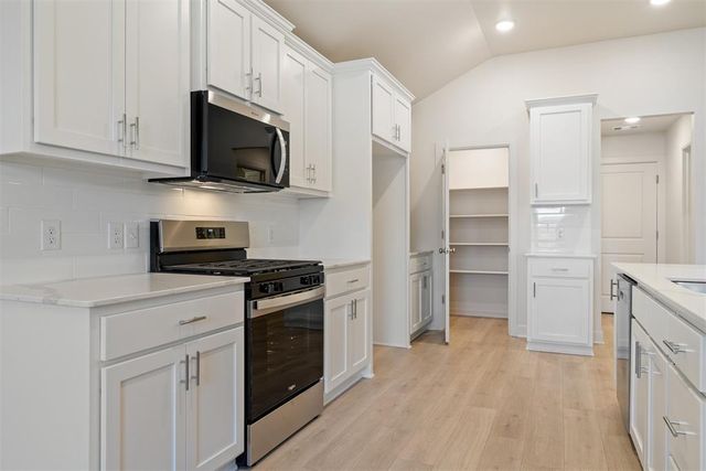 457 Vista Drive, Yukon, OK 73099