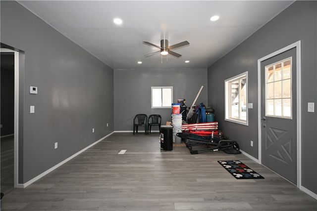 27 1st St, Smith, PA 15078