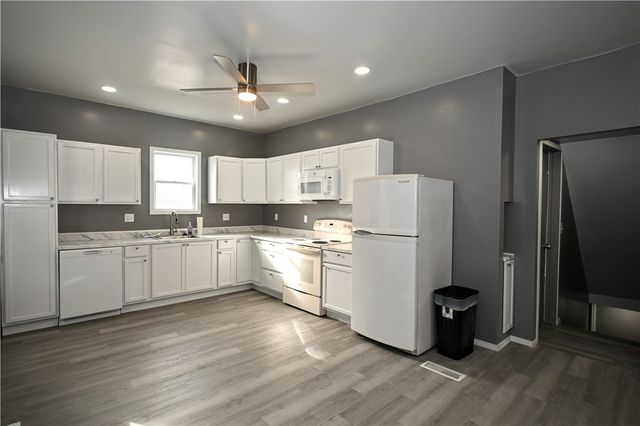 27 1st St, Smith, PA 15078