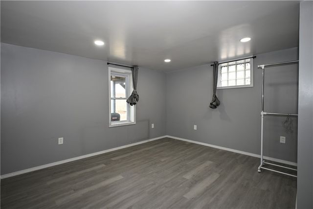 27 1st St, Smith, PA 15078