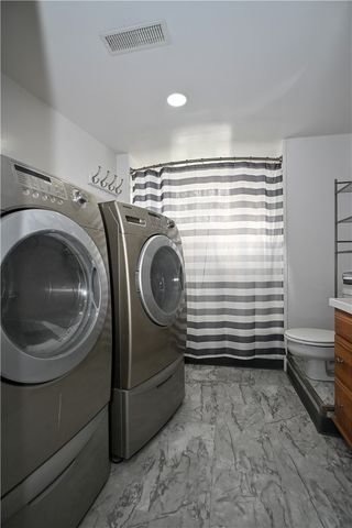 27 1st St, Smith, PA 15078