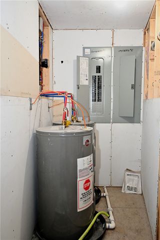 27 1st St, Smith, PA 15078