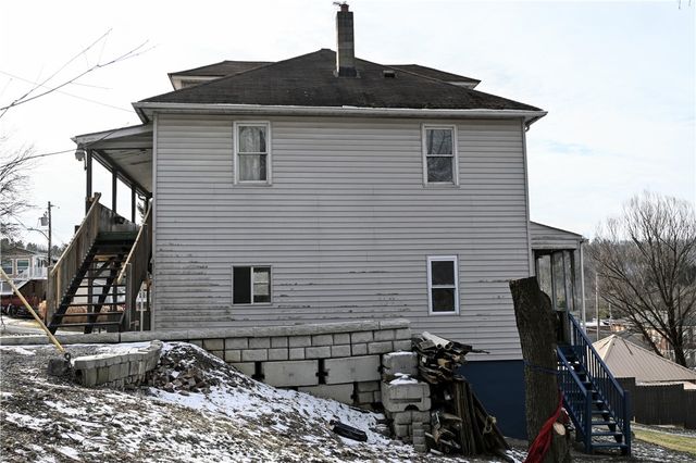 27 1st St, Smith, PA 15078