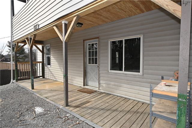 27 1st St, Smith, PA 15078