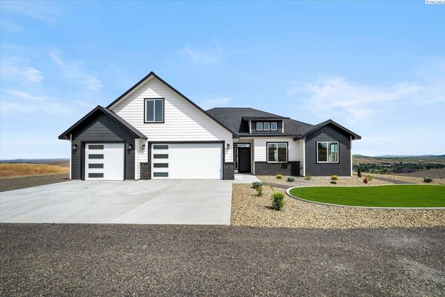 4280 W Brant Rd Pr Nw # A, Benton City, WA 99320