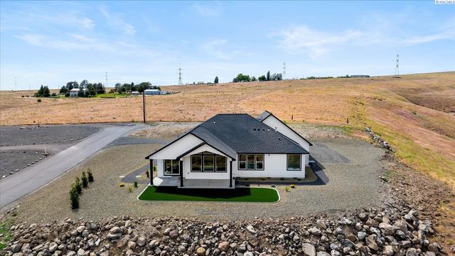 4280 W Brant Rd Pr Nw # A, Benton City, WA 99320