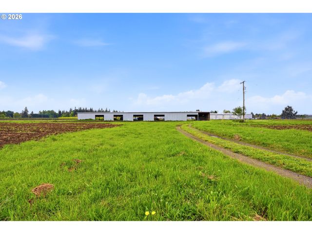 8962 S HEINZ Rd, Canby, OR 97013