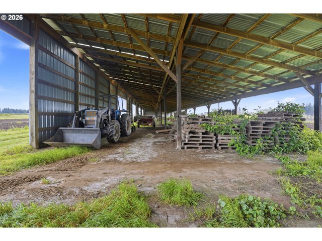 8962 S HEINZ Rd, Canby, OR 97013