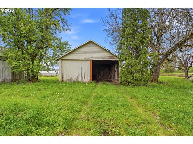 8962 S HEINZ Rd, Canby, OR 97013