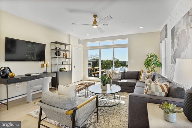 42104 HAZEL GROVE TERRACE, Ashburn, VA 20148