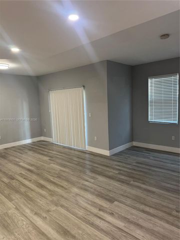 10902 NW 83rd St 216, Doral, FL 33178