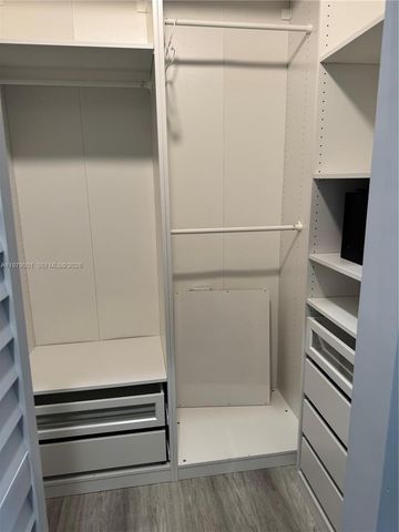 10902 NW 83rd St 216, Doral, FL 33178