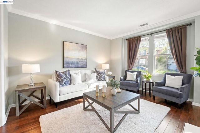 3132 Ashbrook Ln, San Ramon, CA 94582