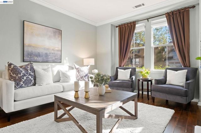 3132 Ashbrook Ln, San Ramon, CA 94582