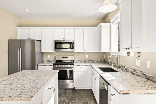 63063 Angler Avenue, Bend, OR 97703