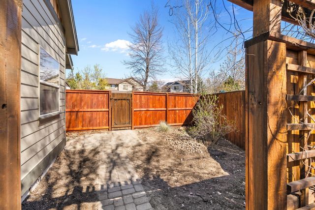 63063 Angler Avenue, Bend, OR 97703