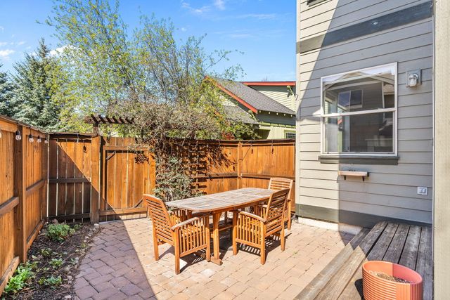 63063 Angler Avenue, Bend, OR 97703